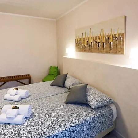 Apartment Dimora Del Viaggiatore *