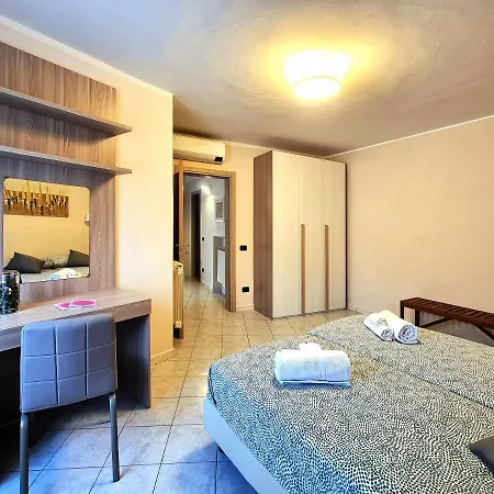 Apartment Dimora Del Viaggiatore *